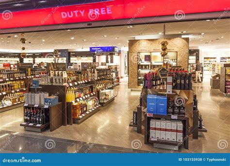 mcr airport duty free shop